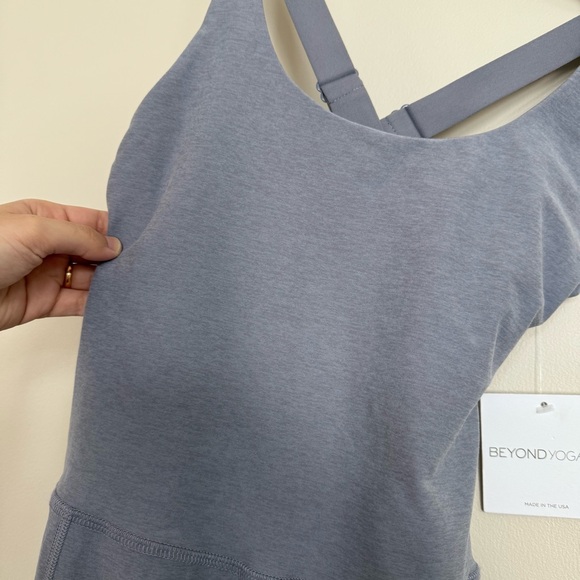 Beyond Yoga Cloud Grey Space Dye Get Up And Go Sleeveless Romper - Picture 7 of 14